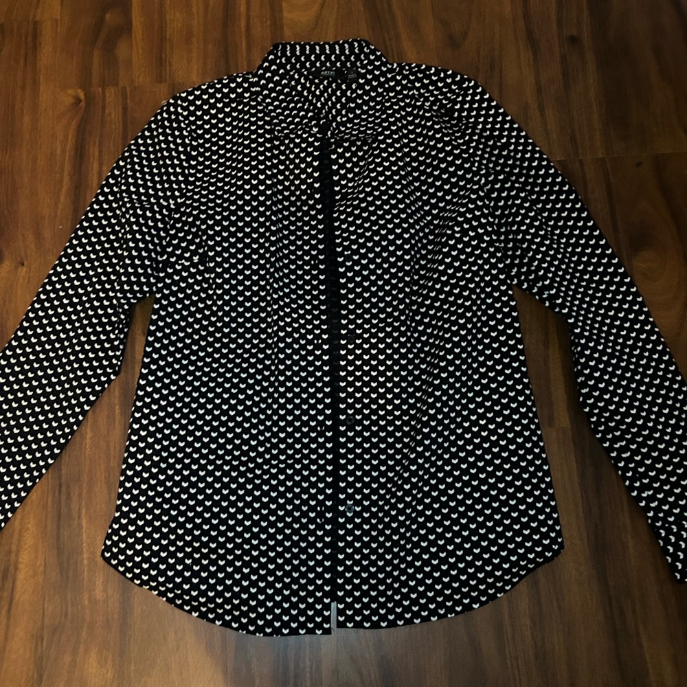 Apt 9 button down Dress Shirt
